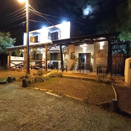 Cerca Del Rio Bed and Breakfast Carmen del Paraná Eksteriør billede